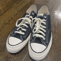 Converse Low Top Sneakers (10.5 Size/Black)