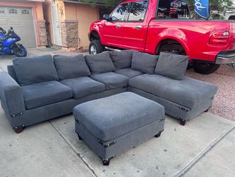 Sectional sofa couch