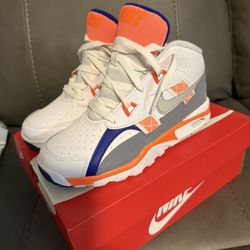 Boys Nike Air Trainer ( Bo Jackson) Size 3