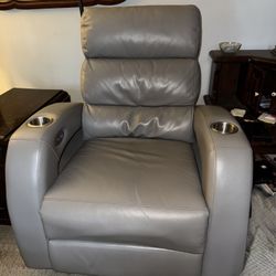 Chair/Recliner