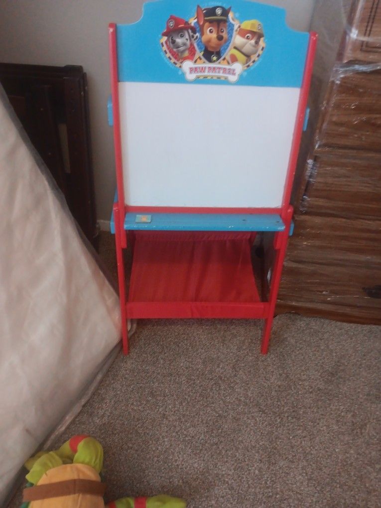 Children's Easel/dry Erase Surface