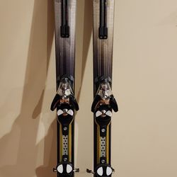 Salomon SR Streetracer 10 Skis With Salomon S912 Bindings. 175cm Length