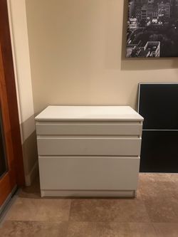 Three drawer dresser