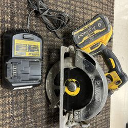 Dewalt Flex Volt Circular Saw Set