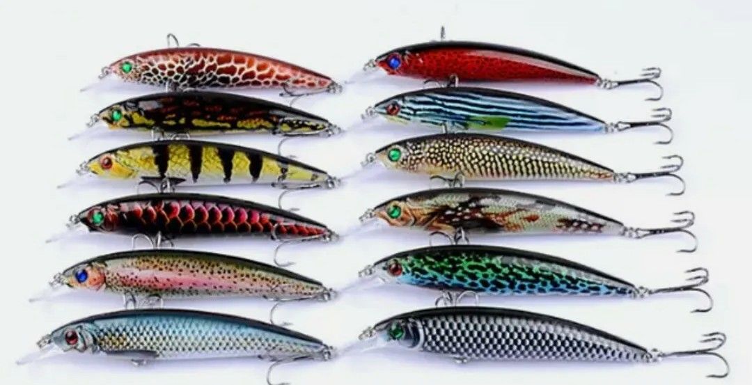 3D Painted Fishing Lures Wobbler 12pack Lot Vibrating Fishing Lures Minnow Baits