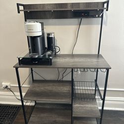  Coffee Bar/Baker’s Rack