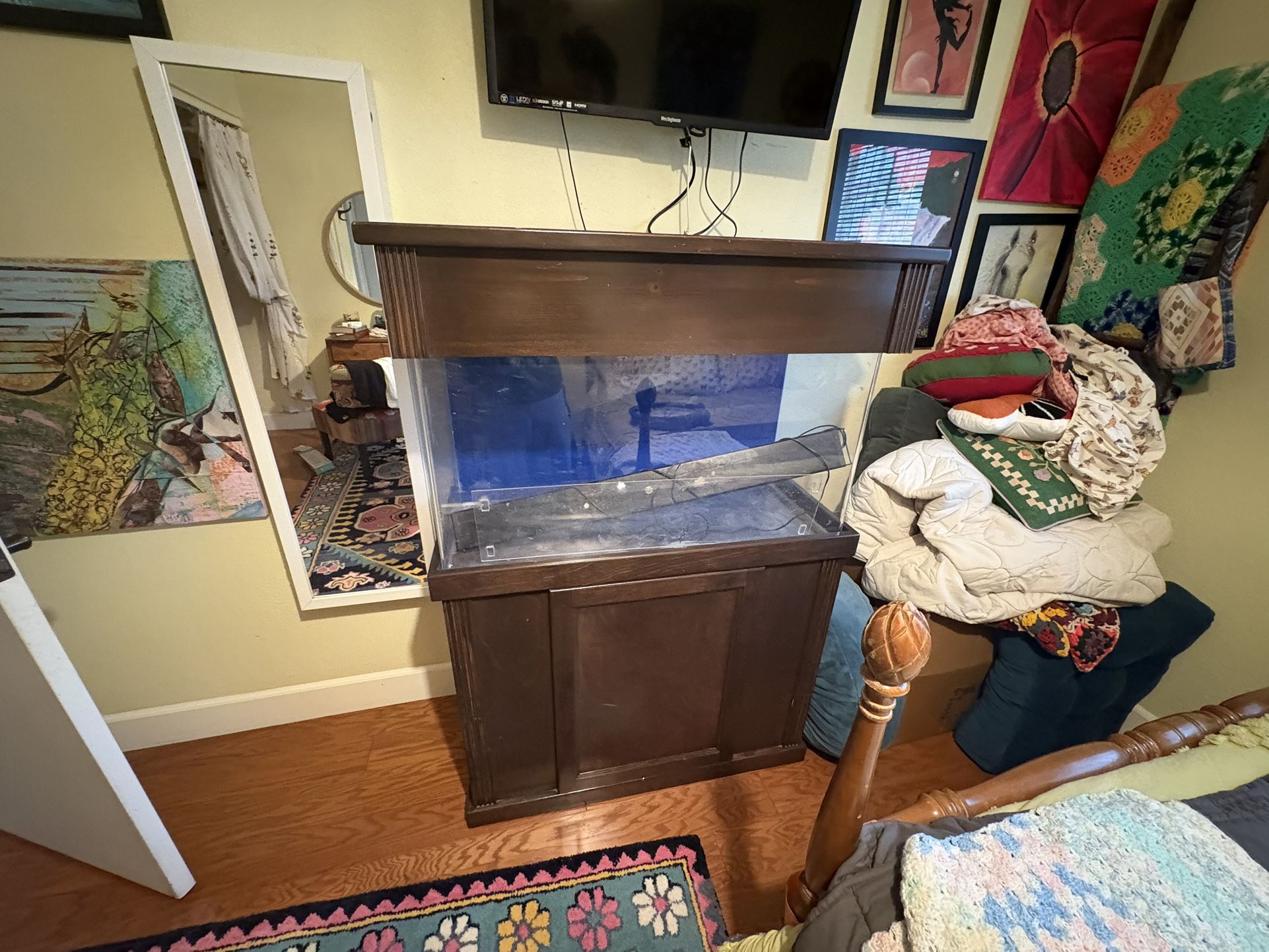 50 gallon wooden fish tank