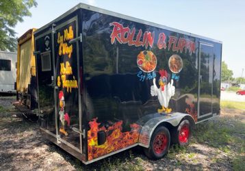 Rollin & Flappin Branded Food Trailer