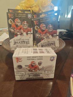 Sealed Wild Card 2021 Draft Pick Football Cards Matte Lot