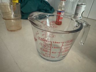 Glass Measuring Cup — 2 Cup / 16oz