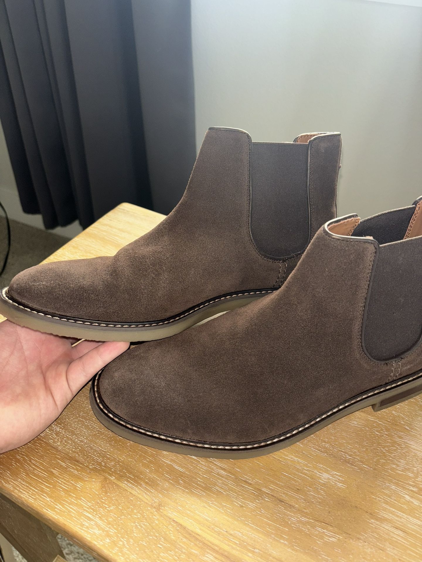 Extreme Comfort Chelsea Boots