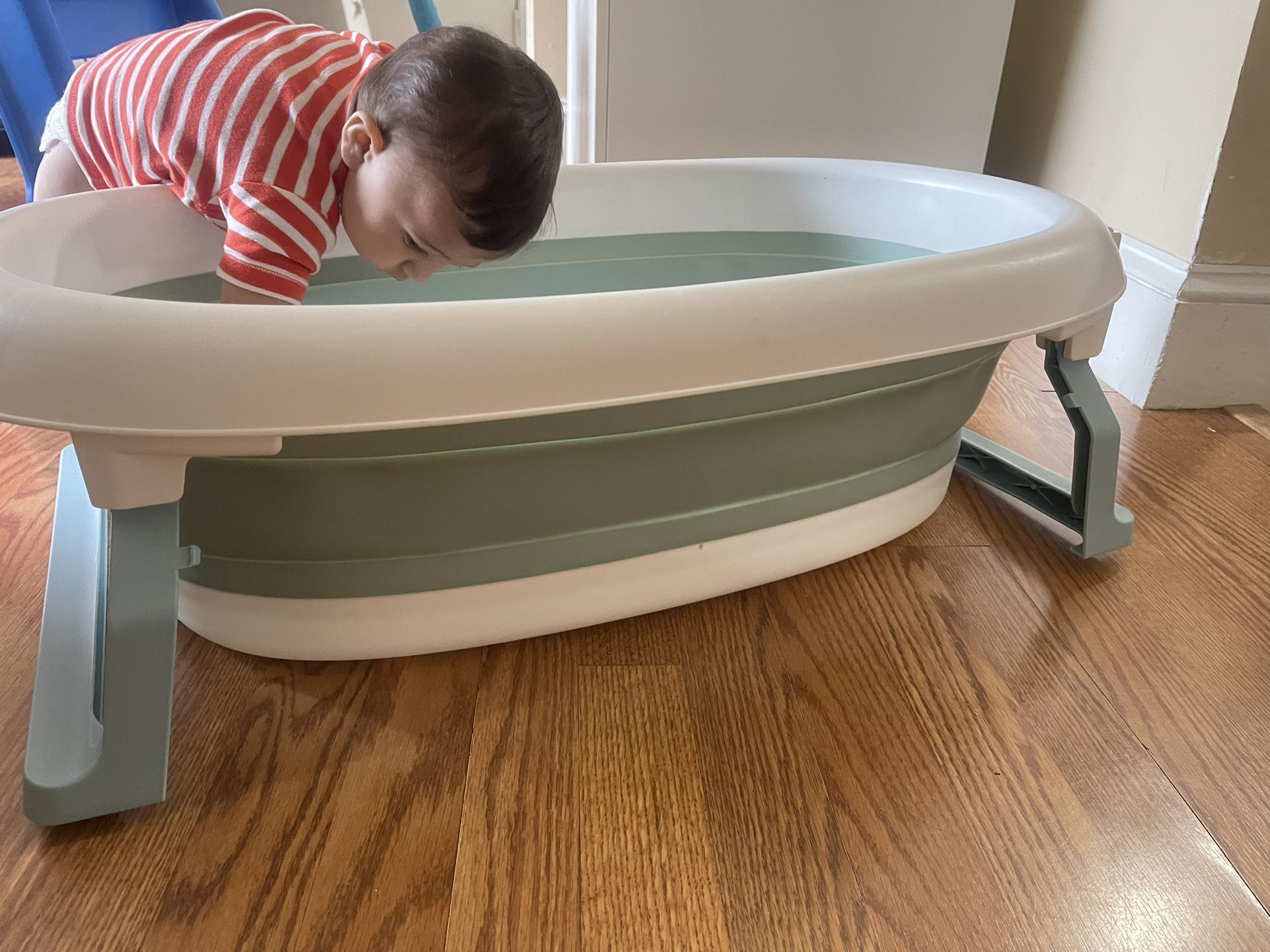 children's bathtub