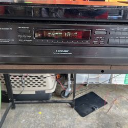 Onkyo DX-320 6 Disc CD Player