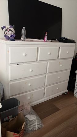 large white drawer for sale ( Cajon grande blanco )
