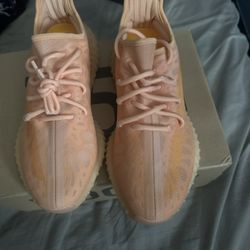 Yeezy‘S