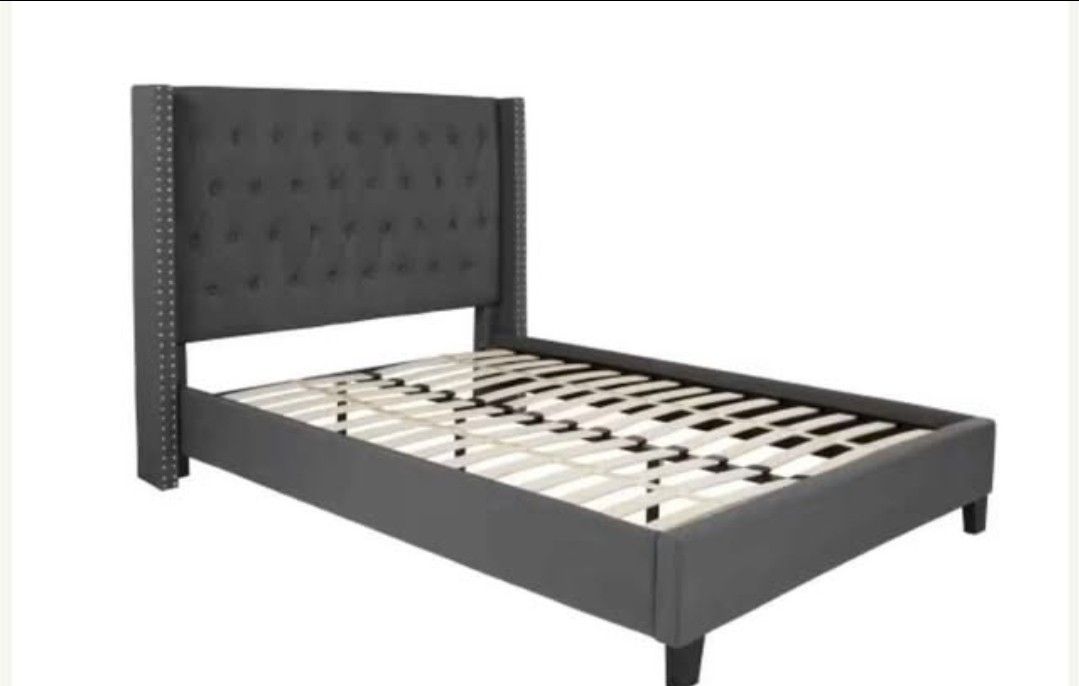 Full Size Tufted Bedframe 