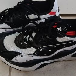 Puma Men White Black Red Sneakers