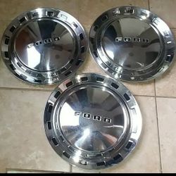 Classic FORD Hubcaps in Excellent Condition