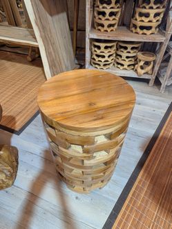 Tall table/stool