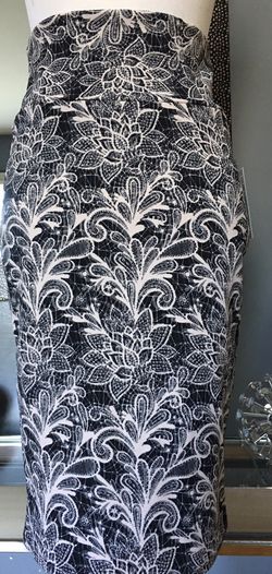 **NEW LulaRoe pencil skirt/ xsmall