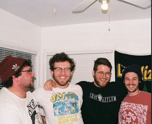 x1 Mom jeans Ticket Tioga Brewery