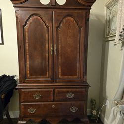 Queen Ann Cherrywood Tv Amoire Cabinet