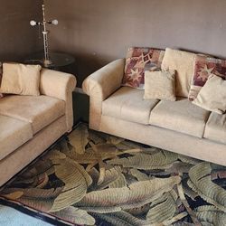 Sofa Set For Sale 