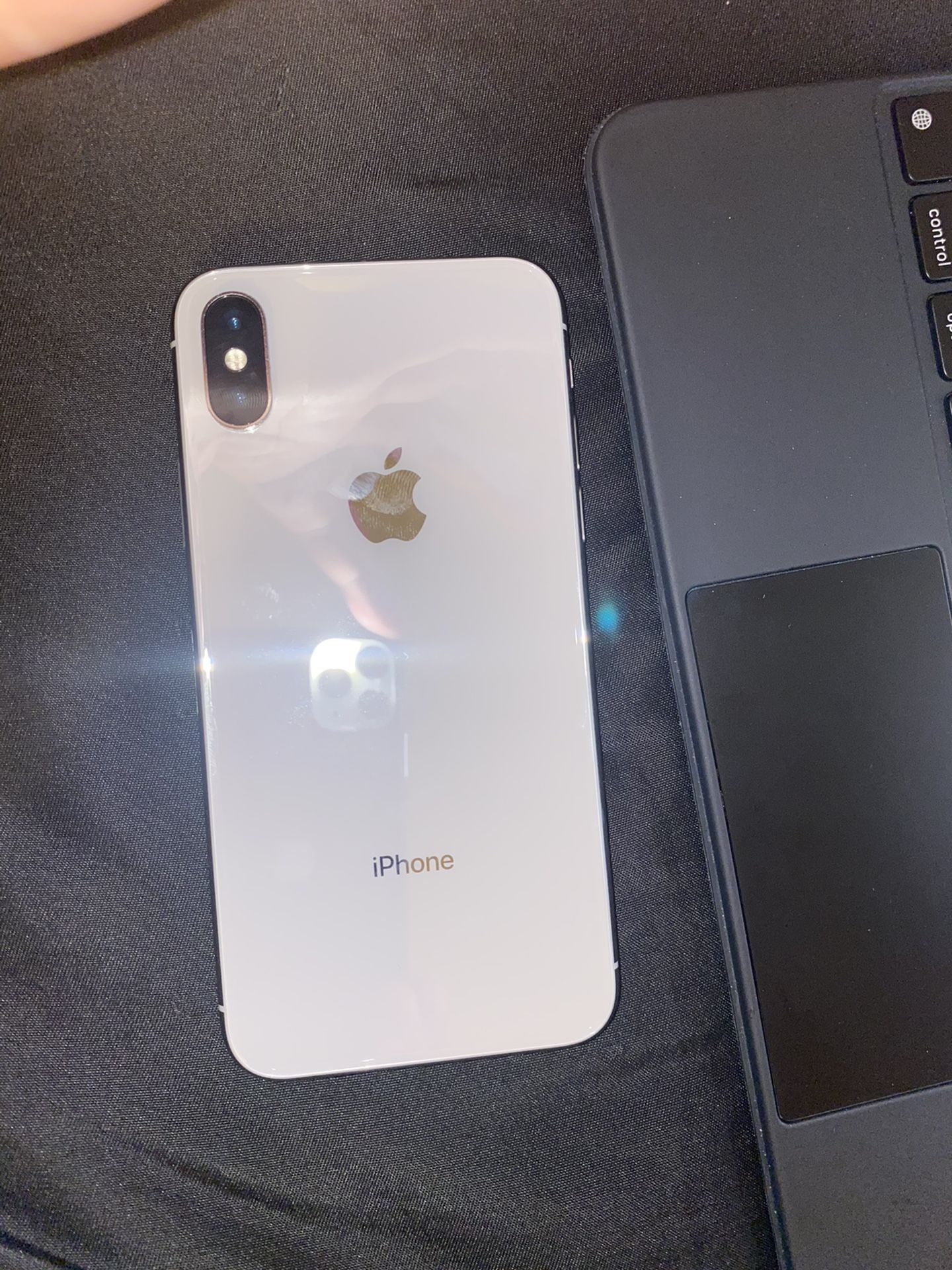 iPhone X 256gb unlocked $450