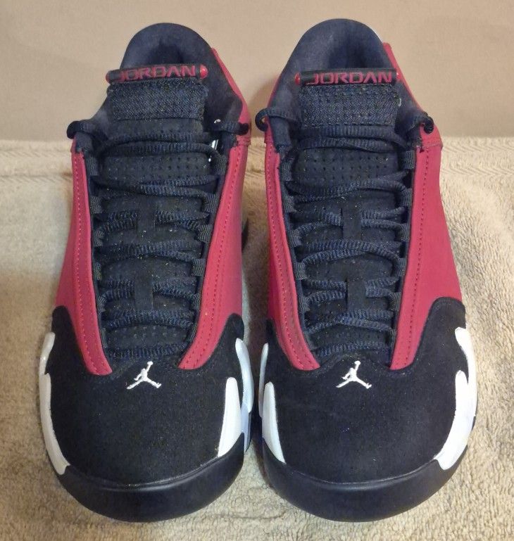 Jordan 14 Retro " Gym Red Toro" - Mn(Sz 8)