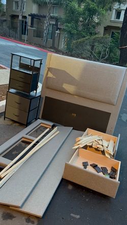 Full bed frame