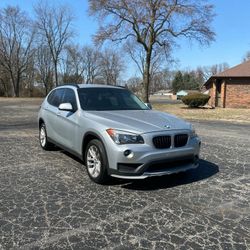 2015 BMW X1 
