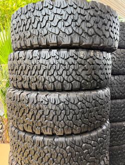 265 65 18 BFGOODRICH KO2 I sell this Seth of tires with 80% of Life the 4