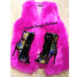 Hot pink fur and boots 7.5 New