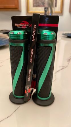 Motorcycle handle grips