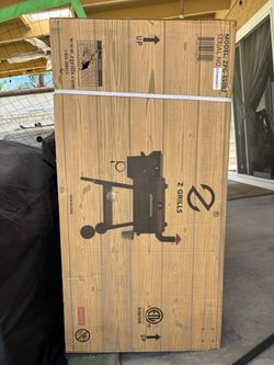 Brand New Z GRILLS Pellet Grill & Smoker