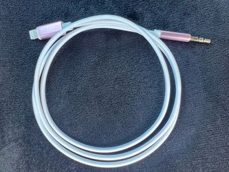 Apple iPhone/iPad AUX Cord,Lightning,Headphone Jack Adapter New!