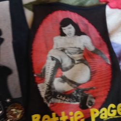 Bettie page Lot 