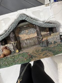 Thomas Kincade Nativity Light Up Numbered  Piece $100