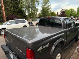 Bed cover for 2004 dodge dakota quad cab