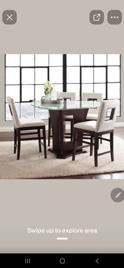 Free crackle glass table