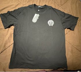 Black chrome heart T-shirt- L, XL