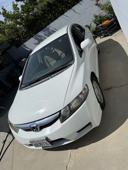2011 Honda Civic CNG (Natural Gas) (NEEDS ENGINE)
