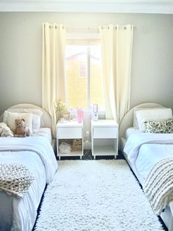 2 Twin Platform Arched Bed Frames In Alabaster & Mattress