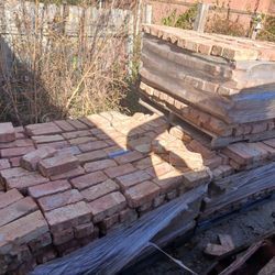 Chicago Common Brick All Brick Are Clean.. Approximately 2000 Brick