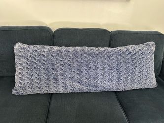 Body pillow