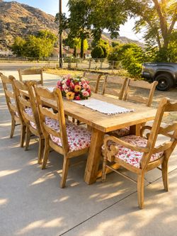 8 pc dining chairs/patio Chairs /set of chairs