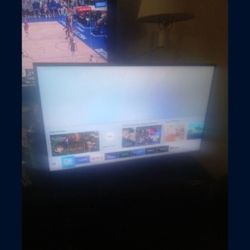 32 Inch Samsung Smart TV On Stand 