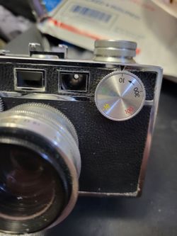 2 Argus C3 35 mm cameras