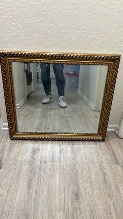Square mirror