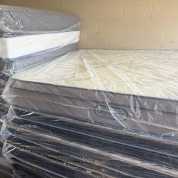 NEW KING SIZE MATTRESS